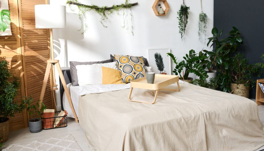 Mélange de styles déco qui donne du caractère à votre chambre